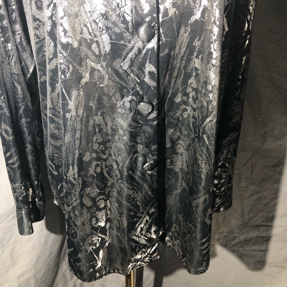 Vintage 90’s Shiny Black Metallic Button-Up Blouse size Medium - Picture 6 of 14